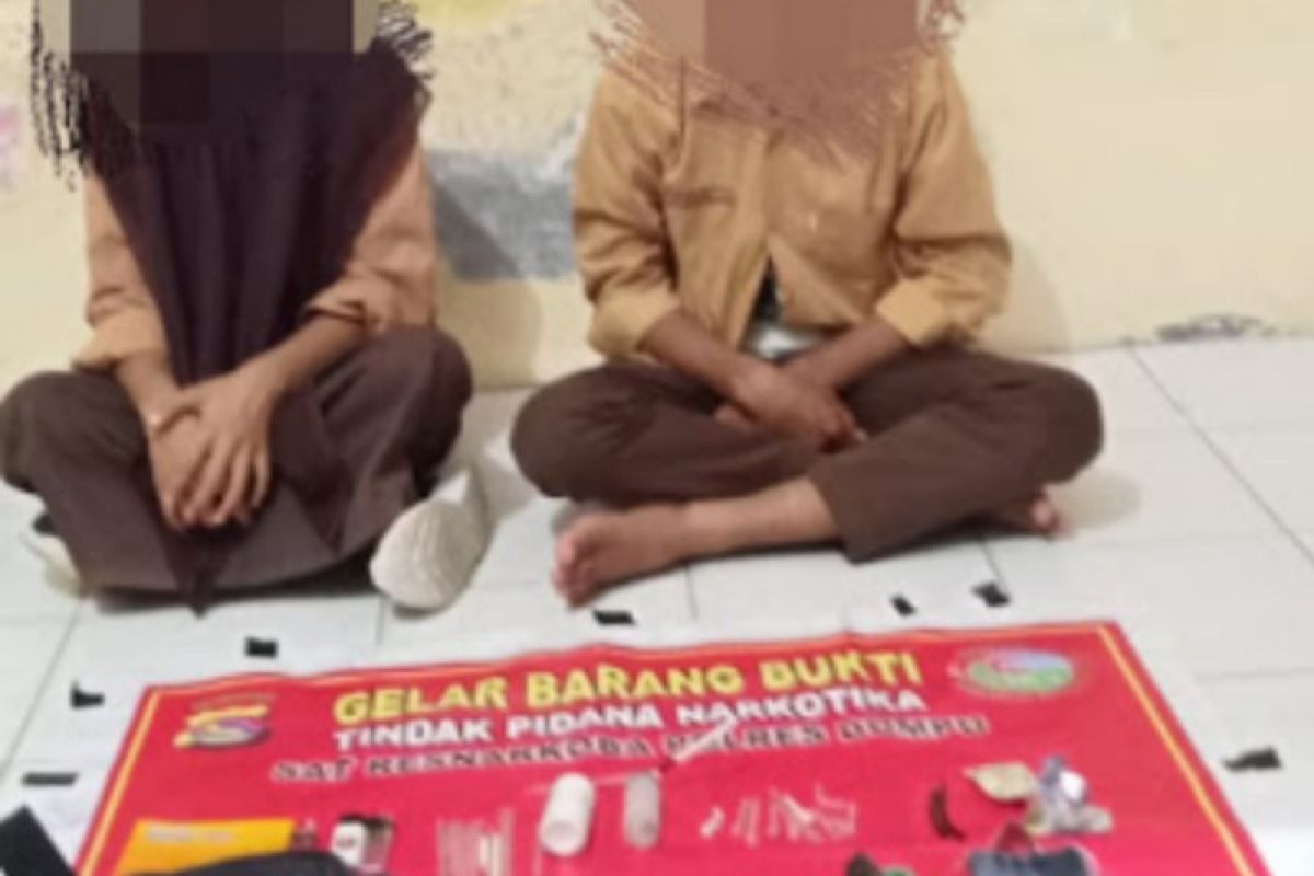 Miris, dua pelajar SMP di Dompu ditangkap simpan alat isap sabu dalam jok motor