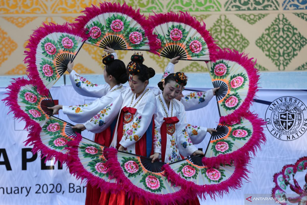 Di tengah pandemi COVID-19, acara budaya Korea digelar secara daring