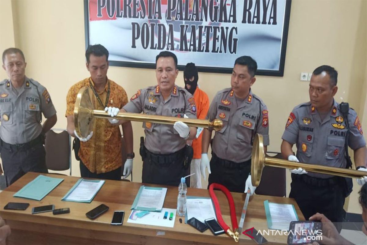 Polisi tangkap musisi Palangka Raya ngamuk di lobi hotel
