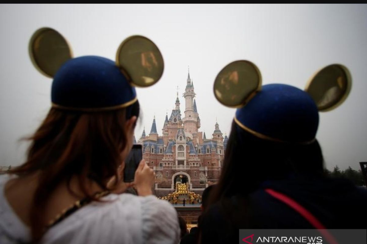 Virus corona menyebar, Disney Shanghai Resor tutup sementara