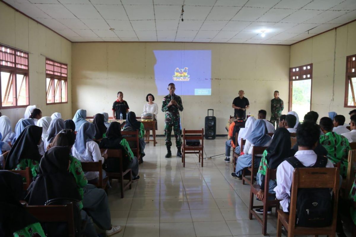 TNI-Yayasan Terang sosialisasi bijak gunakan medsos di Merauke