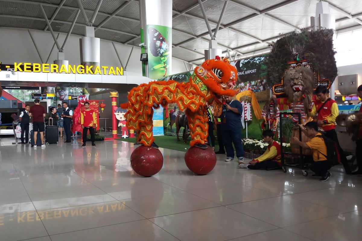 Jumlah penumpang melalui Bandara Juanda meningkat saat Imlek