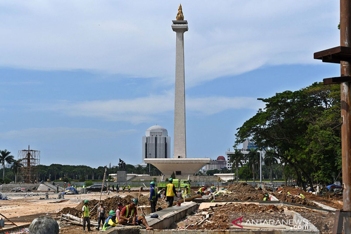 Revitalisasi Monas hingga Dirut TransJakarta diburu Kejari Jakpus