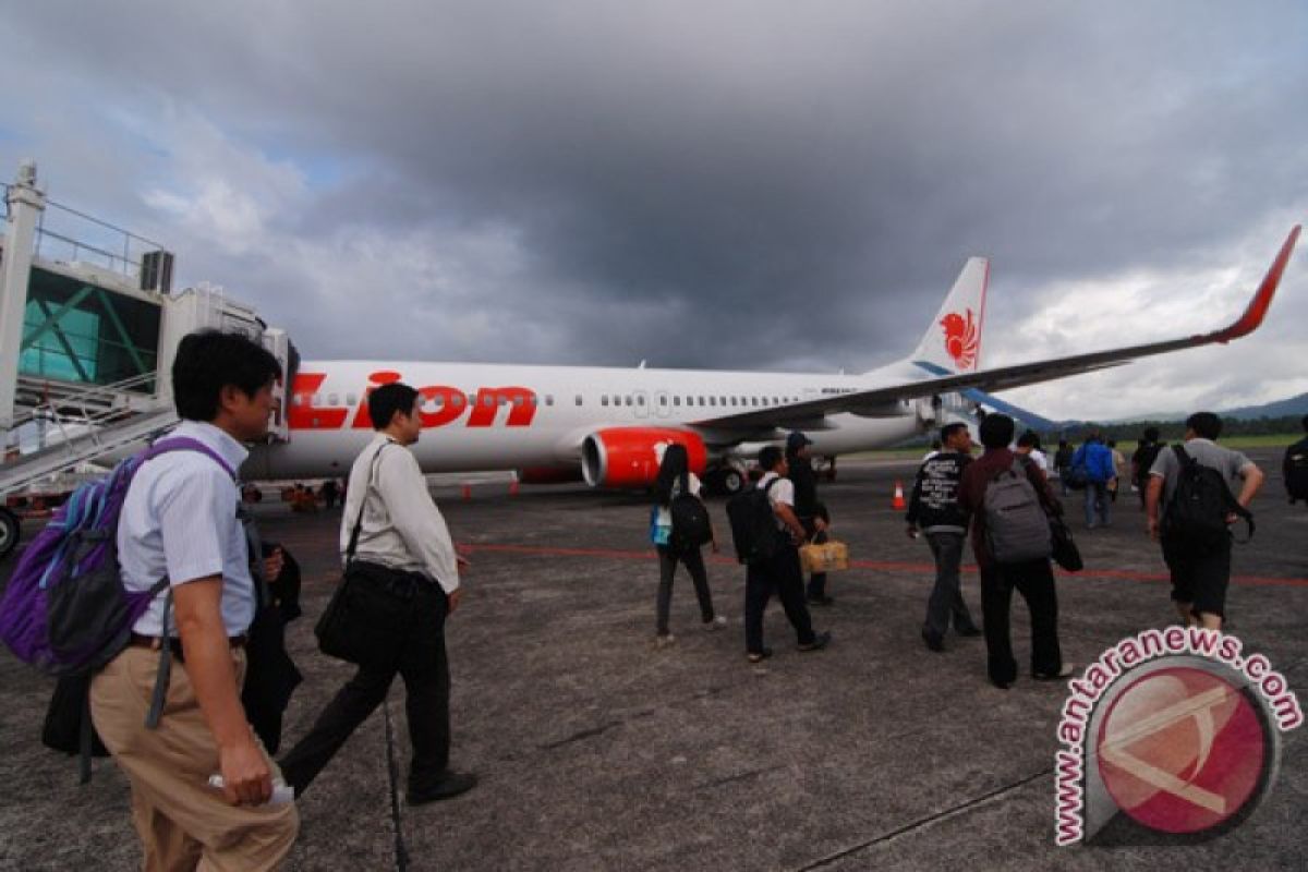 Penerjemah rute Guangzhou-Manado tak alami gejala corona