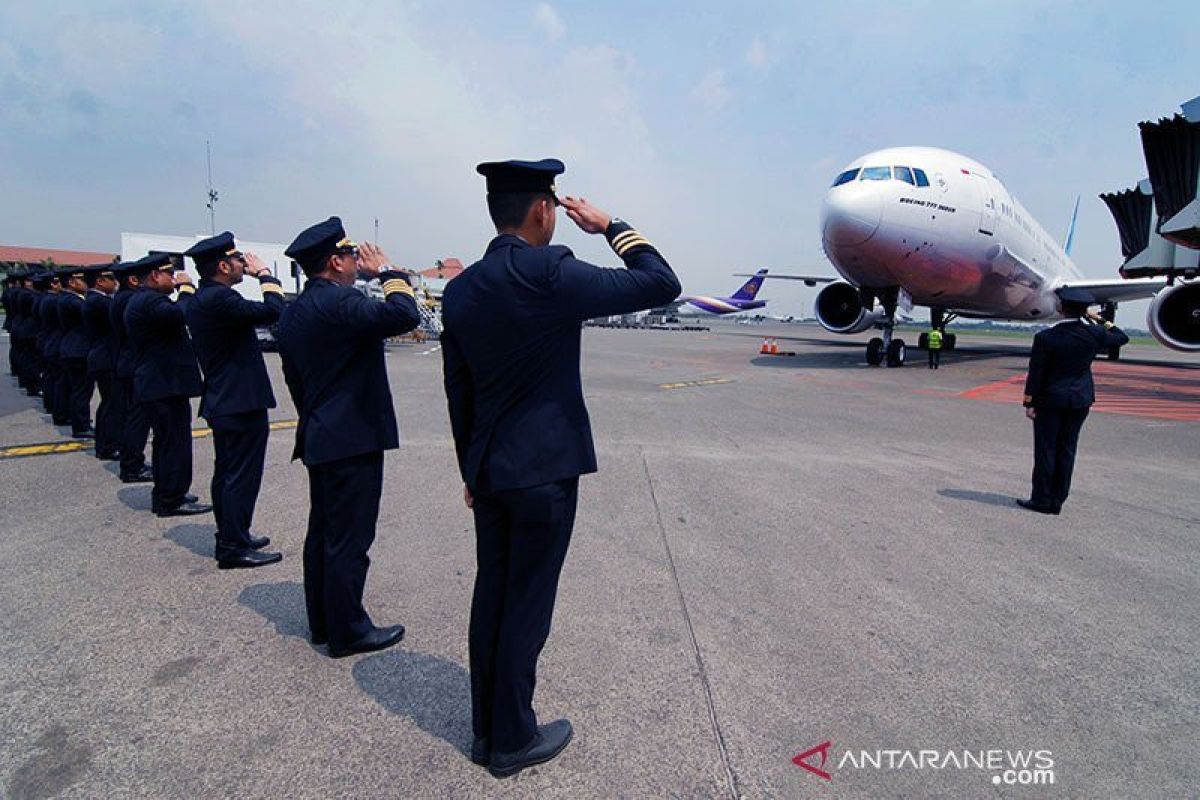 Kementerian BUMN: Kontrak kerja pilot kebijakan manajemen Garuda