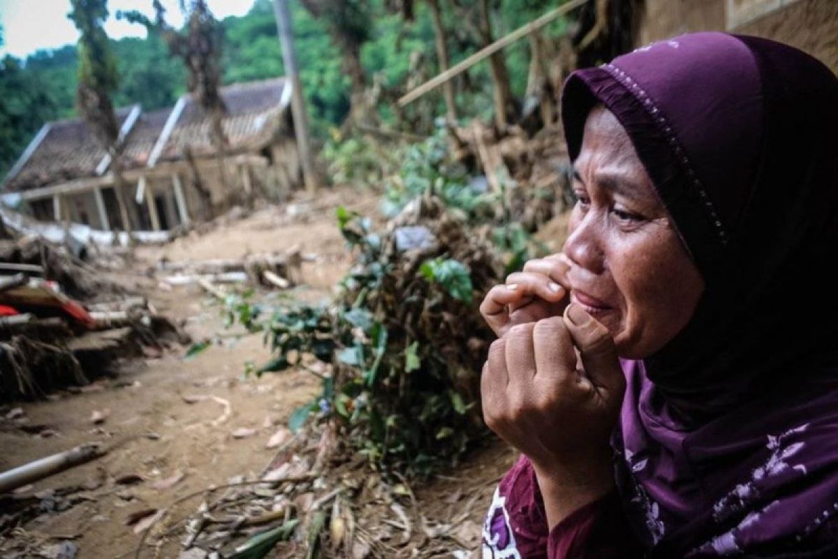 Akibat banjir bandang, Kampung Cigobang Lebak bagaikan kampung mati