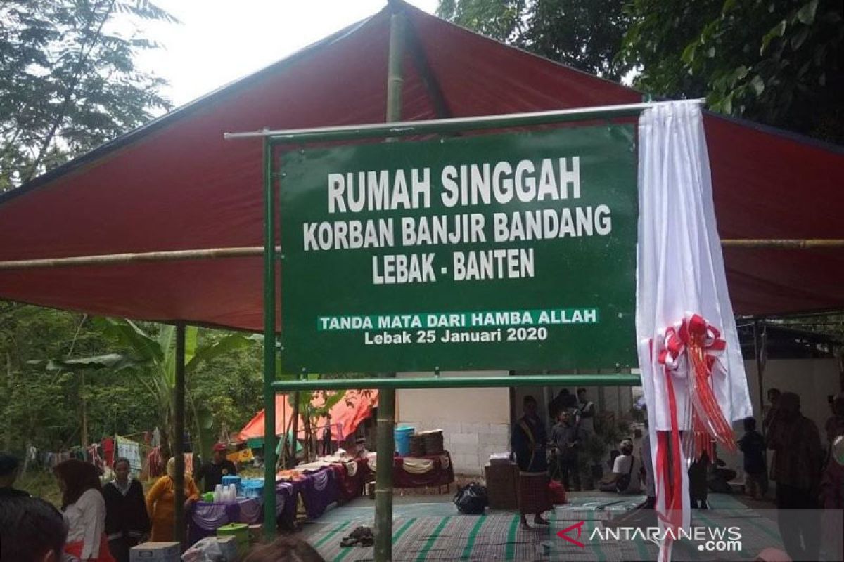 Relawan Jakarta bangun rumah singgah untuk korban banjir Lebak