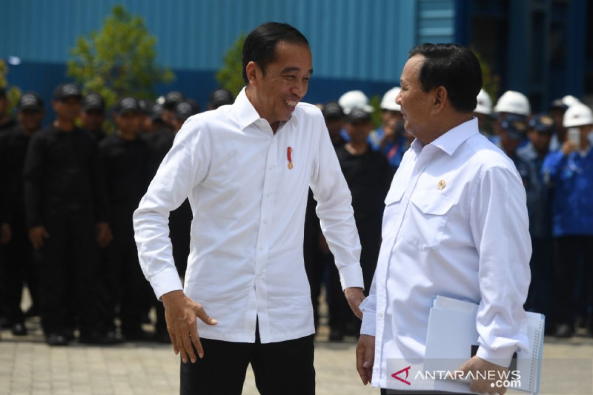 Presiden Jokowi dorong industri strategis prioritaskan kebutuhan alutsista