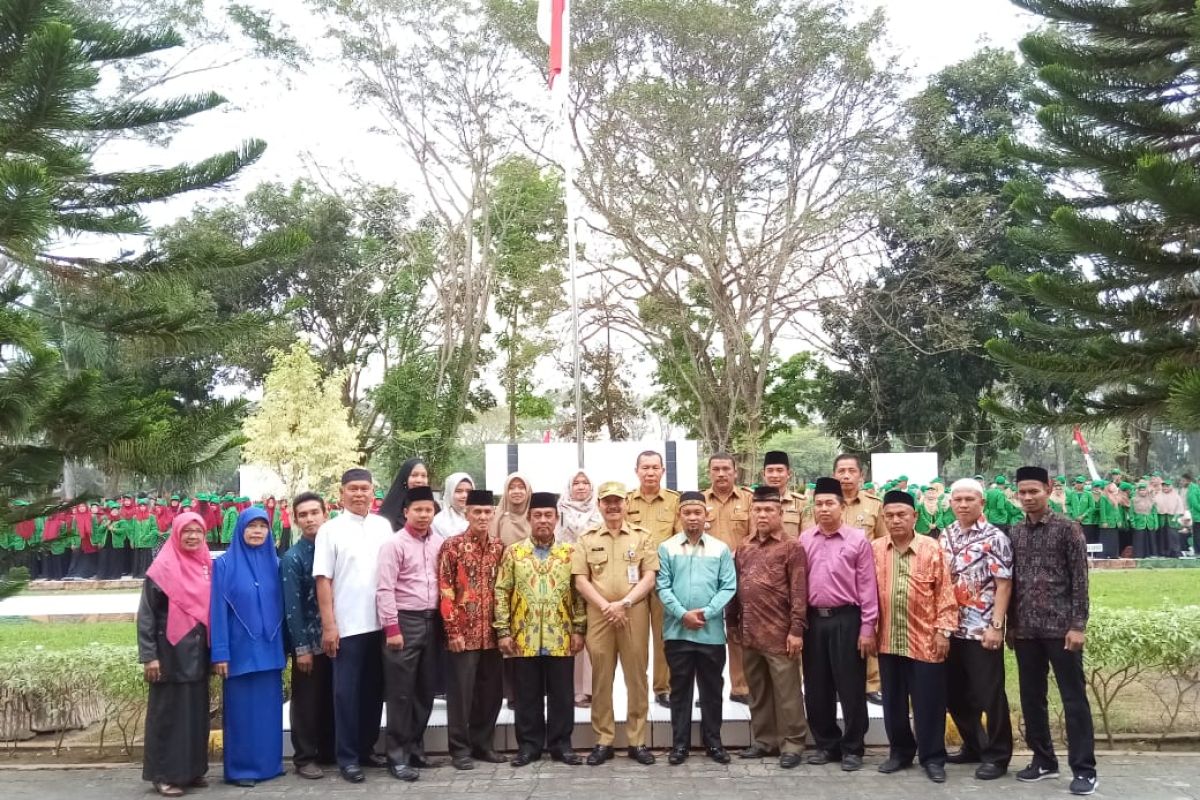 320 mahasiswa STAI Jamaiyah Mahmudiyah Tanjung Pura KKN di Secanggang