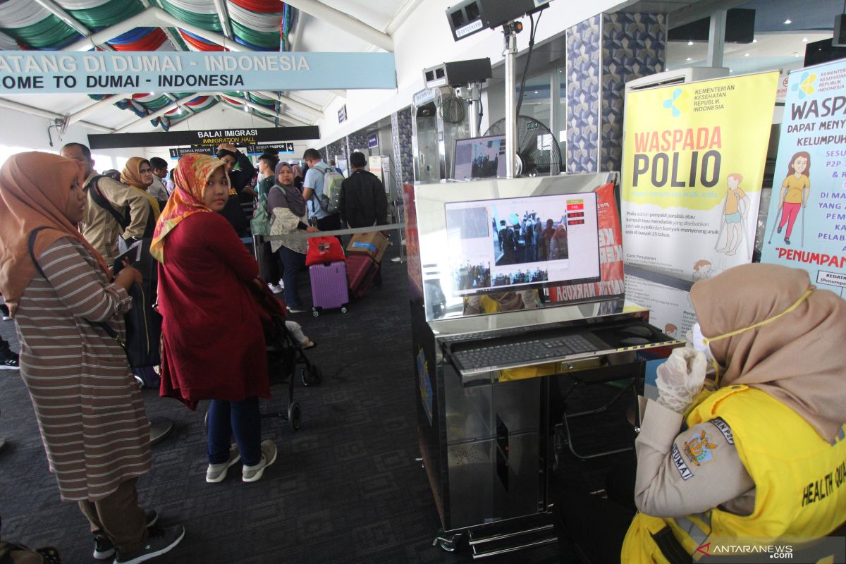 Warga Dumai karantina wilayah sendiri dengan tutup jalan