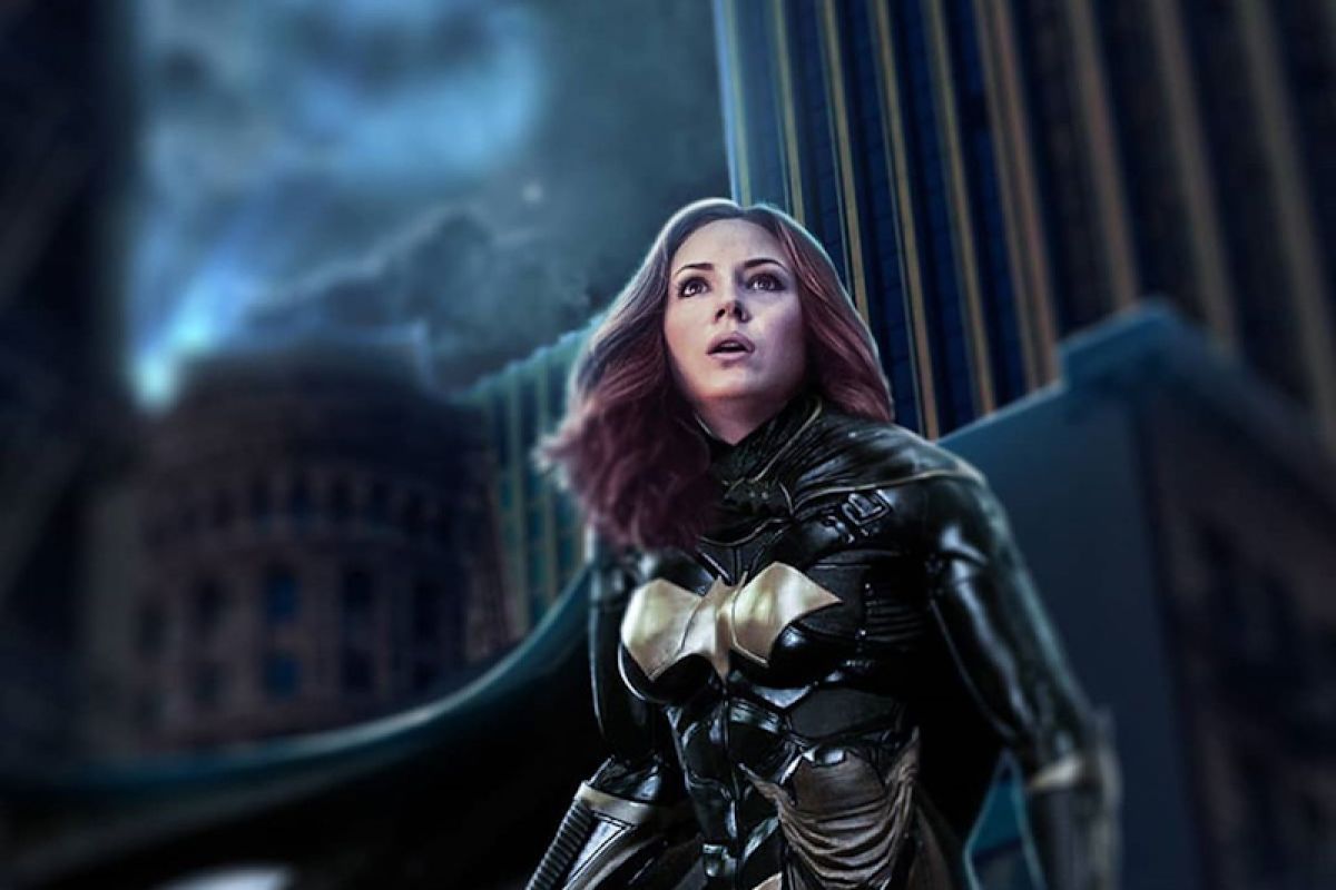 Bintang Avengers Karen Gillan akan bintangi "Batgirl"