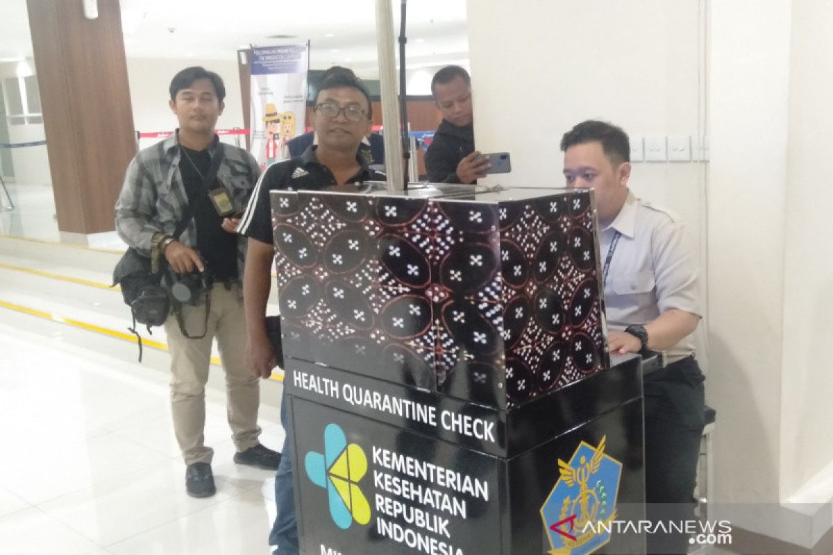 Bandara Adi Soemarmo belum pastikan batas waktu penutupan rute China