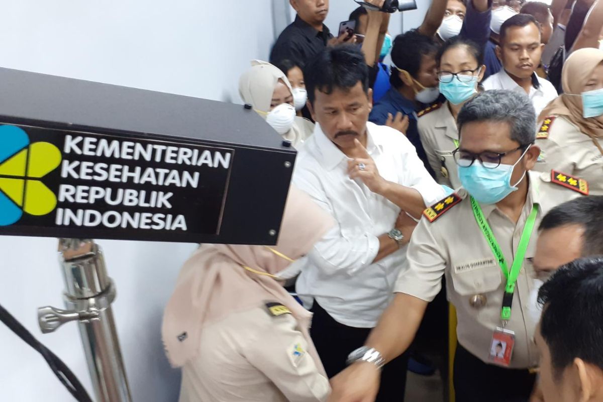 Virus Corona makin merebak, penerbangan China-Batam dihentikan