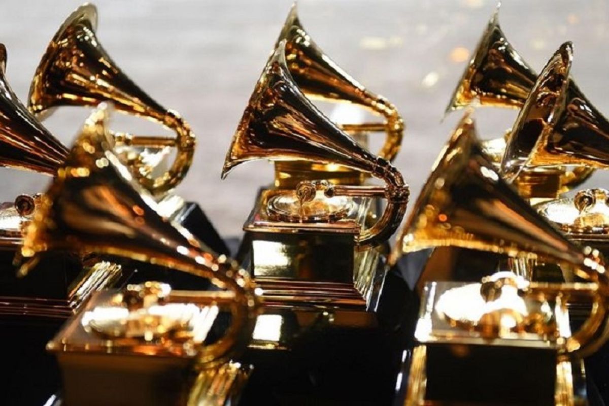 Grammy Awards ditunda jadi 14 Maret akibat lonjakan kasus virus corona