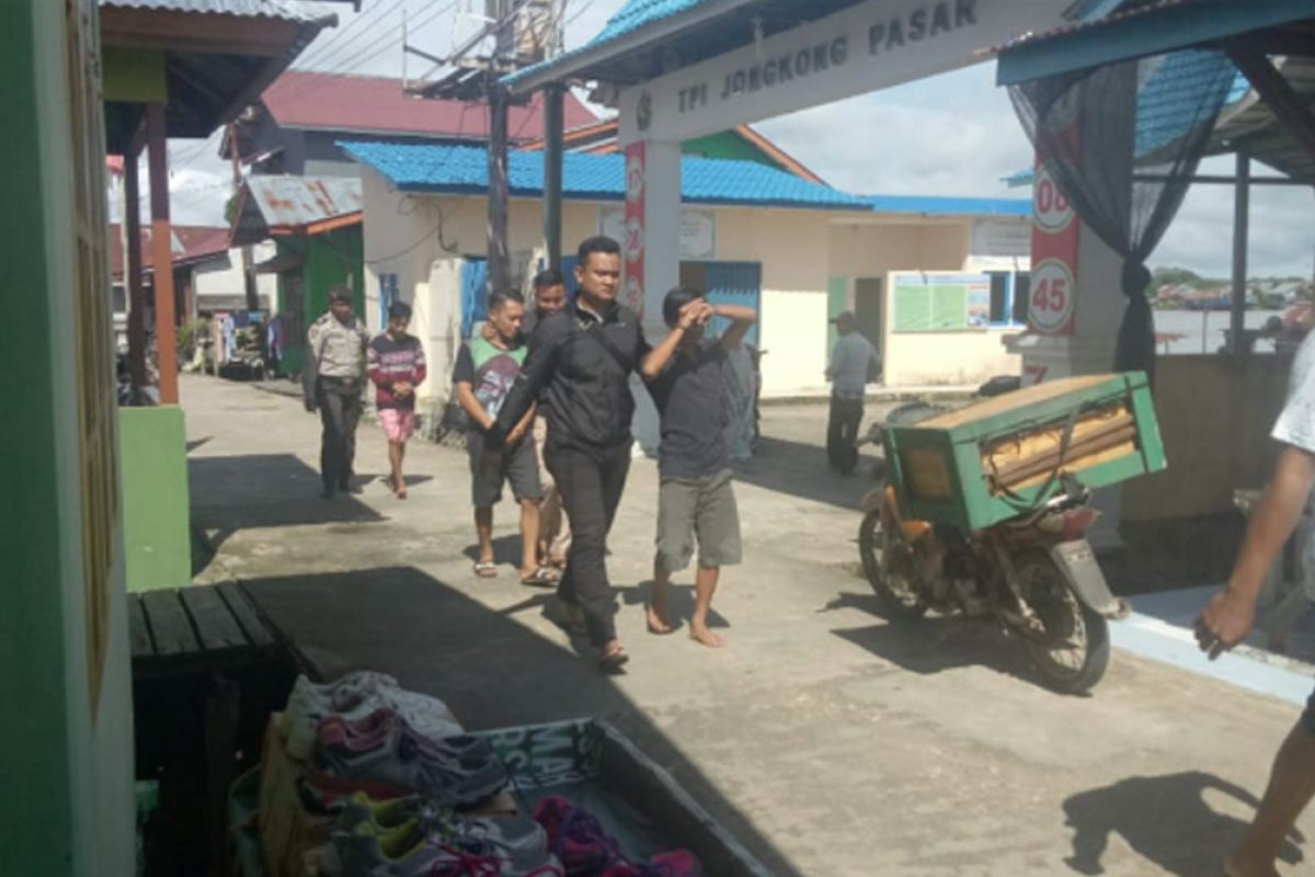 Speed milik Desa Jongkong Tanjung dicuri tiga pemuda asal Piasak Hilir