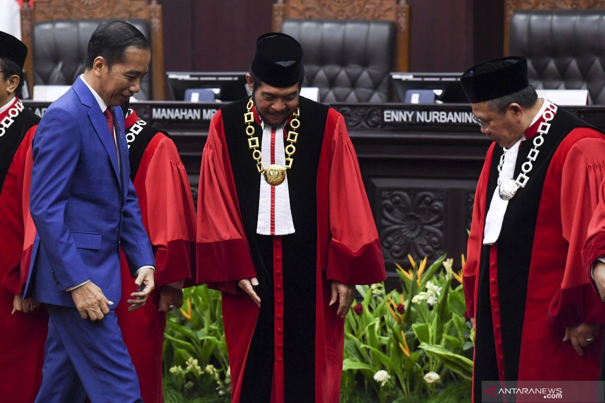 Anwar Usman keluhkan anggaran 2020 MK di depan Presiden Joko Widodo
