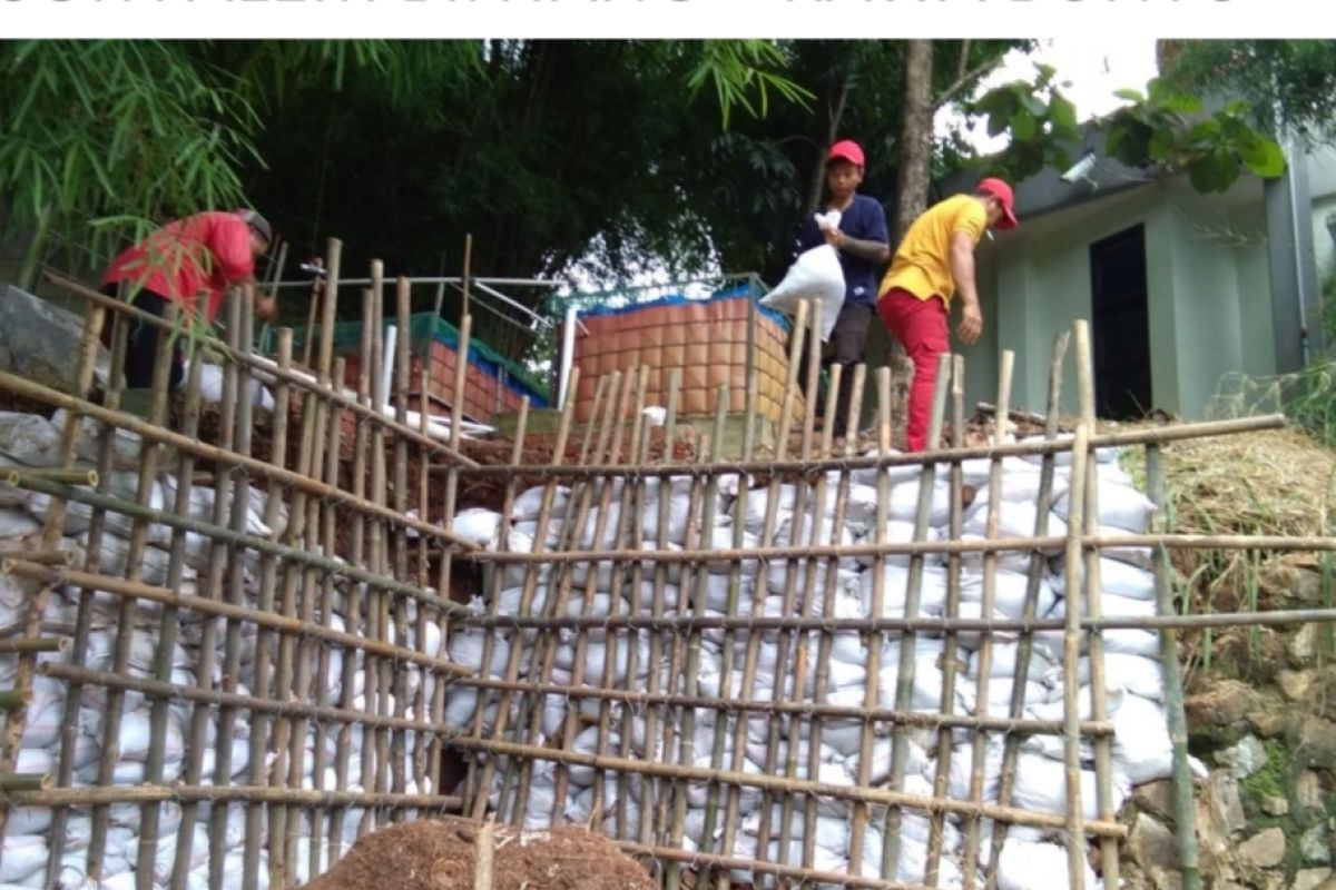 Dinas PU: 11 titik lokasi longsor di Tangsel sudah selesai diperbaiki