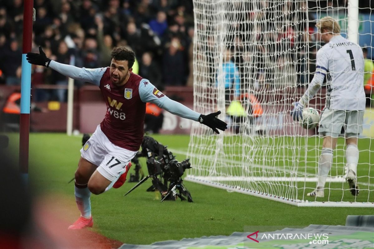 Aston Villa secara dramatis lewati Leicester 2-1 ke final Piala Liga