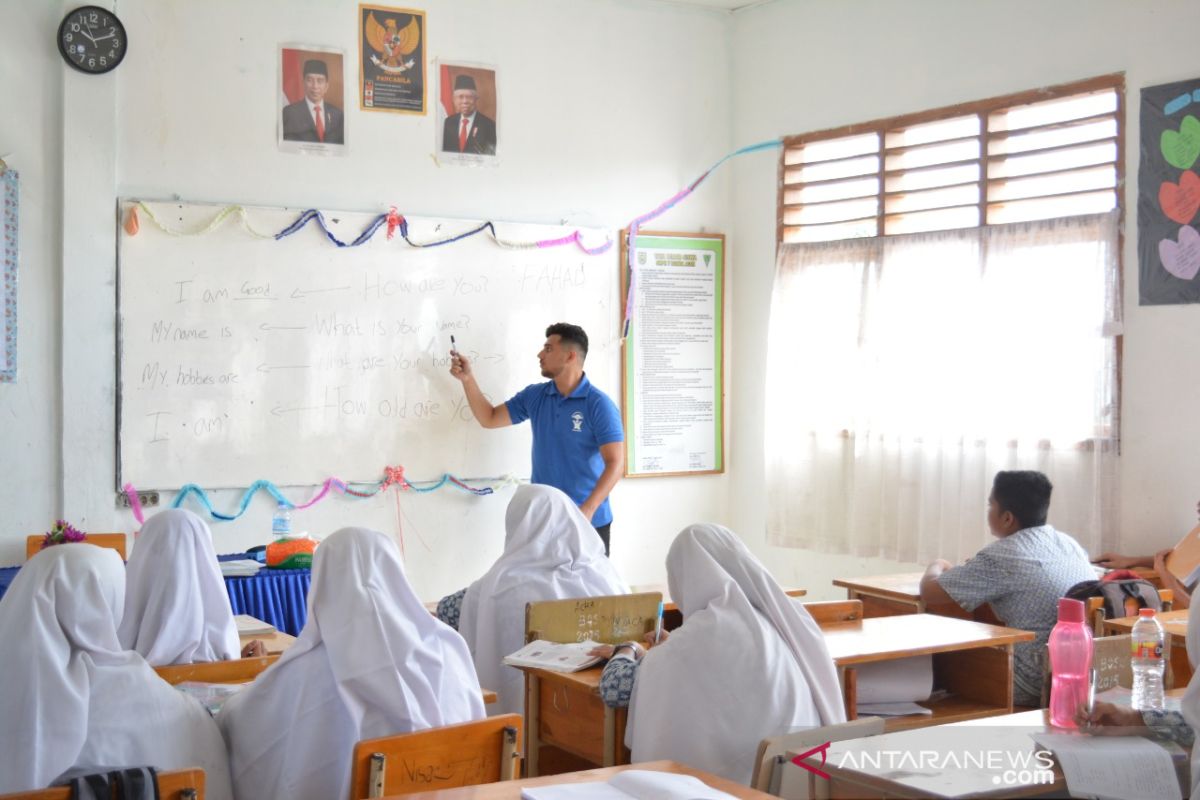 Relawan Australia latih siswa Aceh berbahasa Inggris