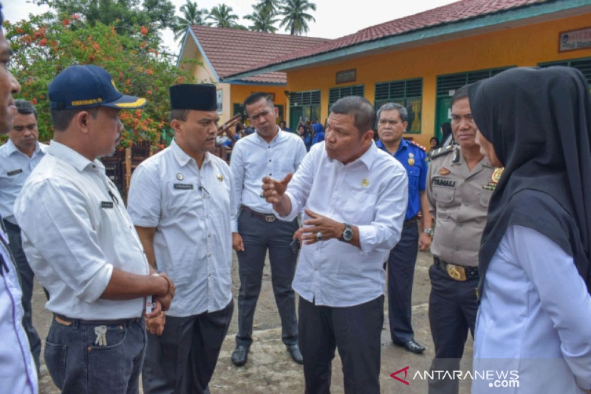 Pemkot Padangsidimpuan tinjau sekolah terdampak banjir