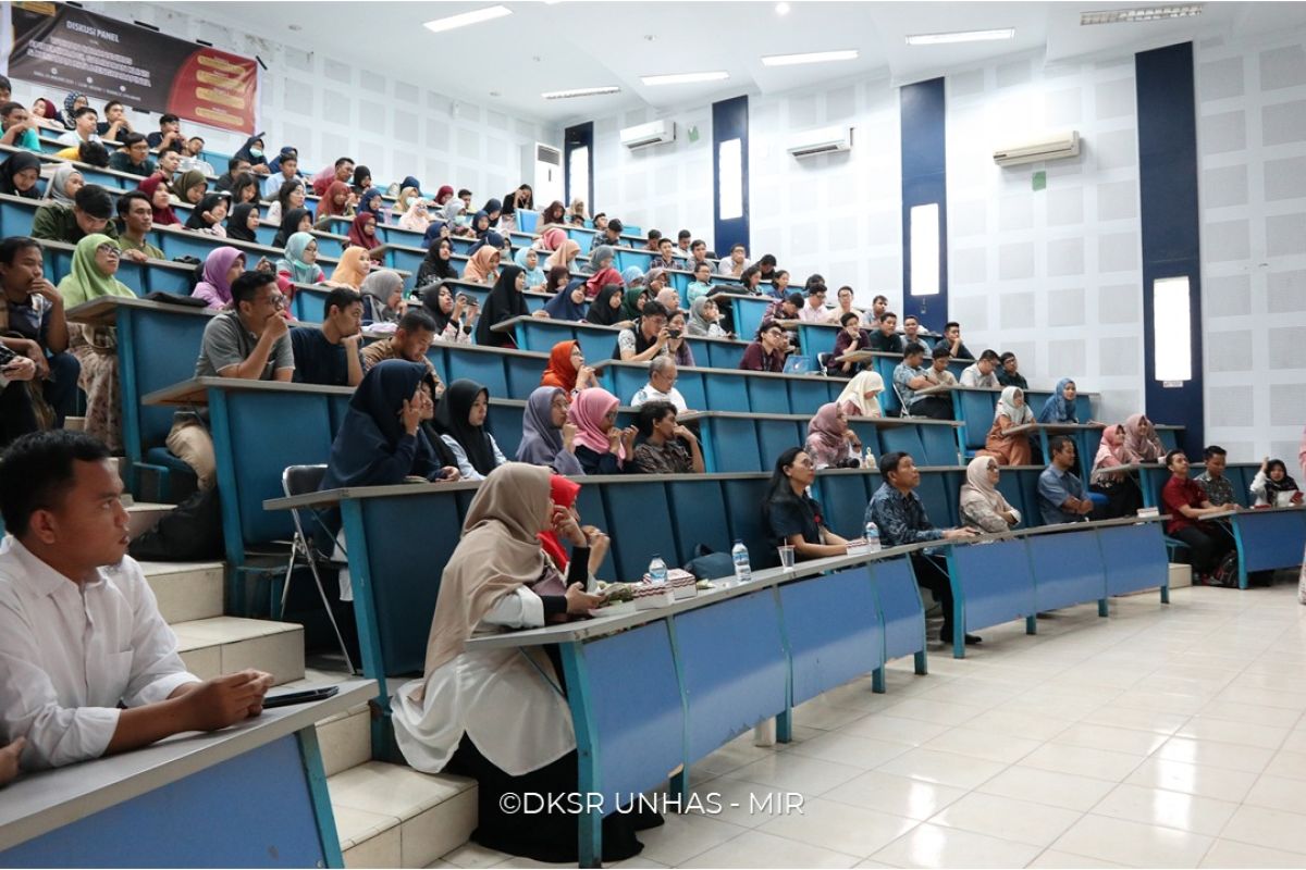 Kantor Imigrasi Makassar pantau warga China terkait virus Corona