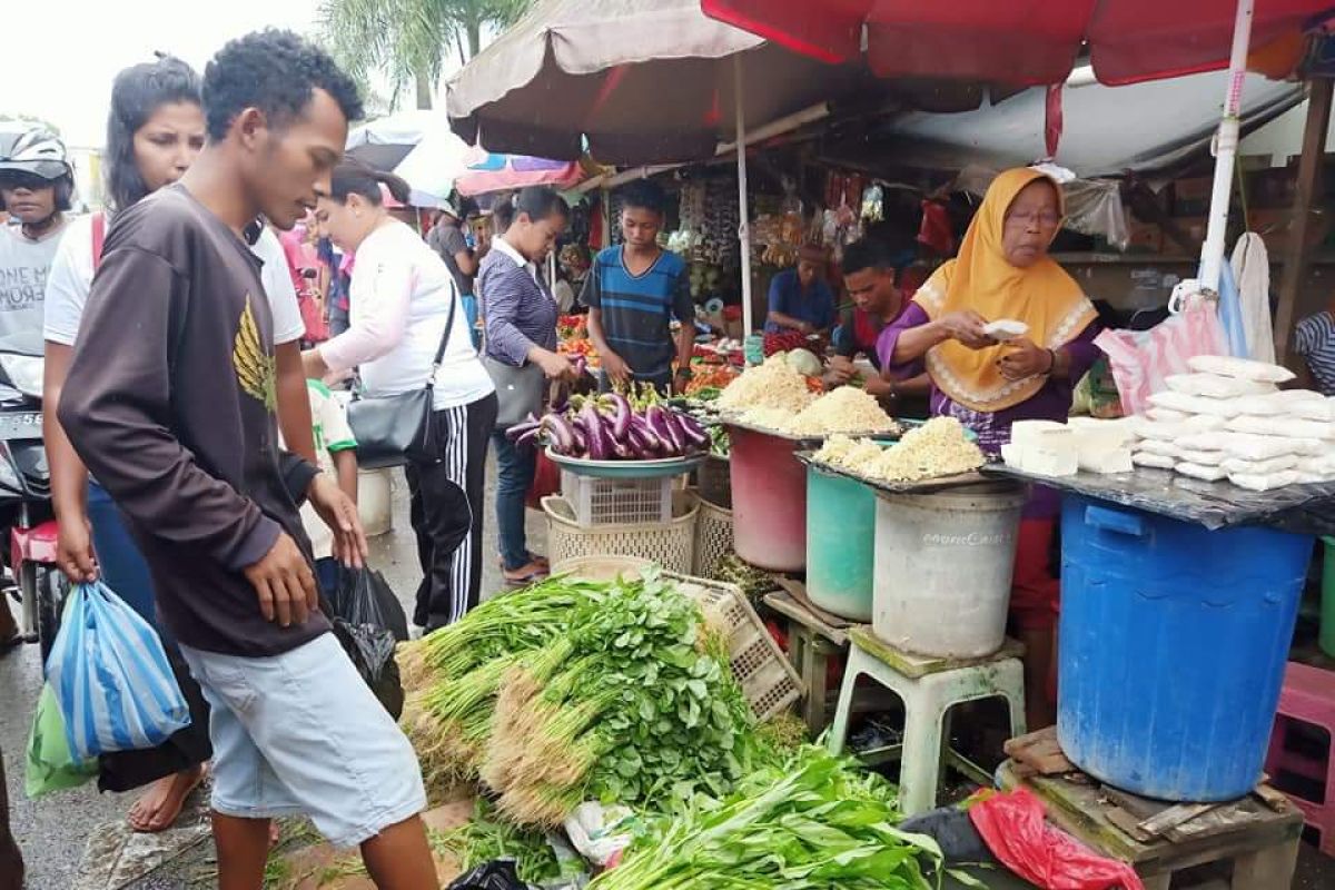 Disperindag Kota Ambon siap relokasi 2.327 pedagang pasar Mardika