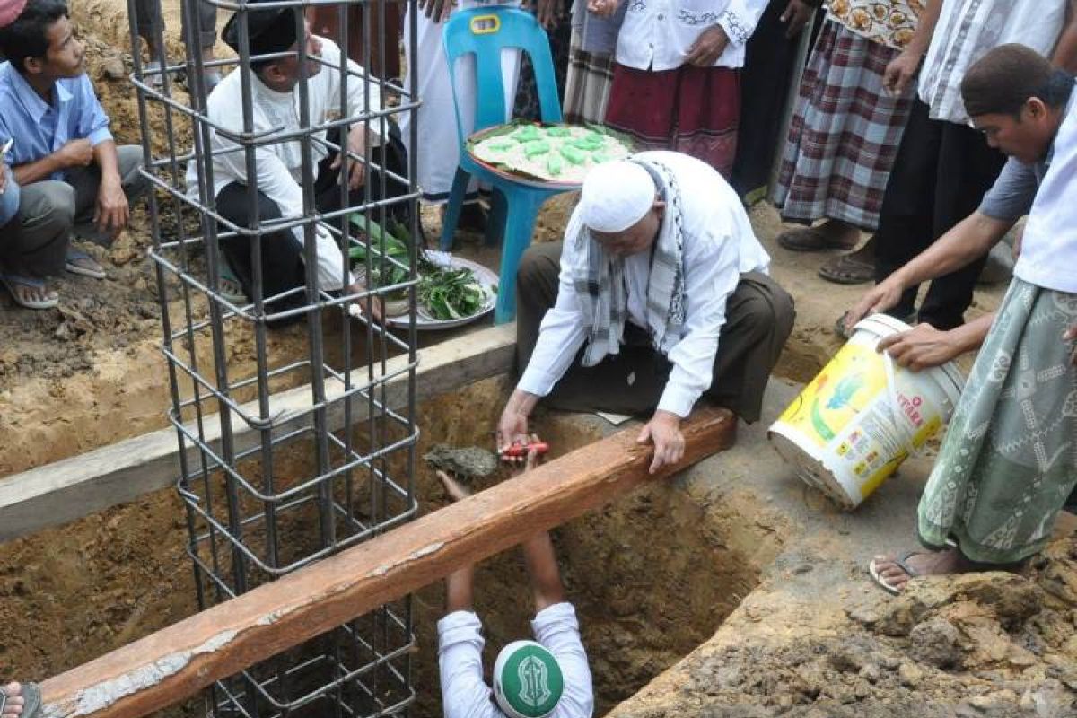 Ulama ajak masyarakat jadikan masjid sarana pemersatu umat