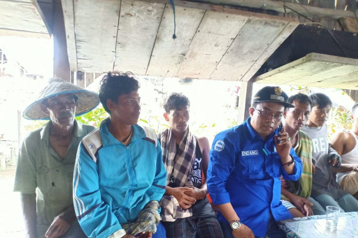 Lima orang nelayan hilang di Sasak Pasaman Barat ditemukan selamat