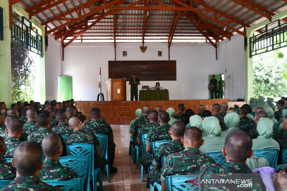 Danrem 133/Gorontalo ingatkan prajurit TNI patuhi peraturan