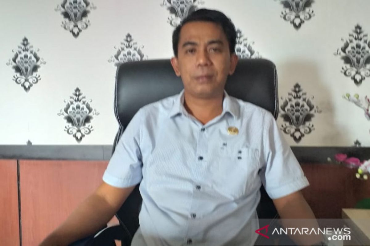 Ketua DPRD Belitung minta masyarakat tidak perlu panik sikapi virus corona