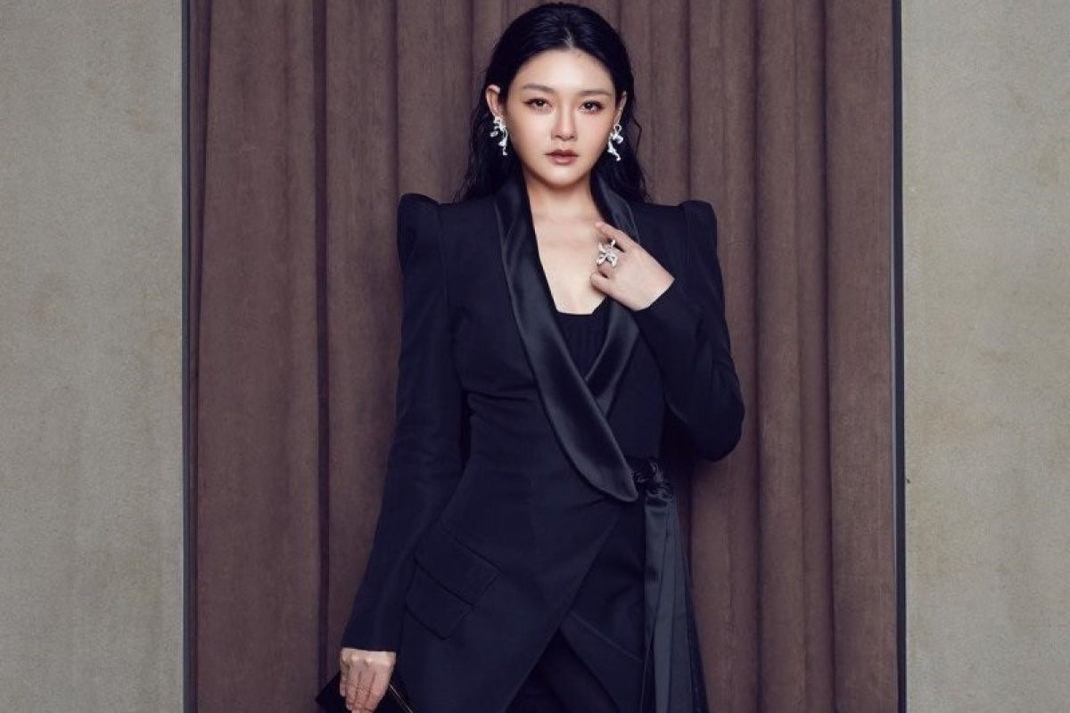 Barbie Hsu dan sederet selebritas ikut turun tangan bantu perangi virus corona