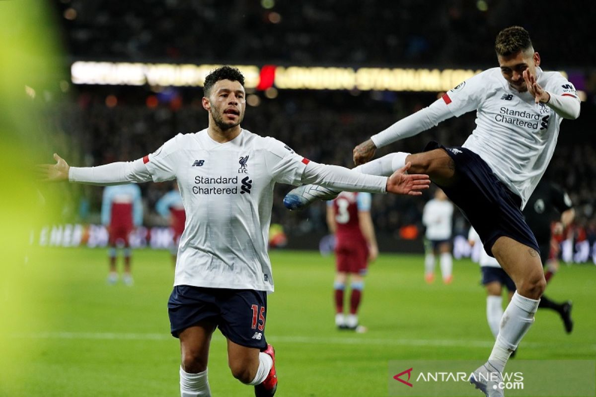 Liga Inggris: Liverpool unggul 19 poin setelah redam West Ham