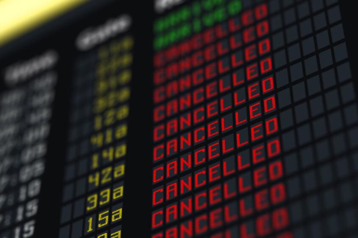 Gangguan terkait Omicron akibatkan lebih 4.000 pembatalan penerbangan seluruh dunia