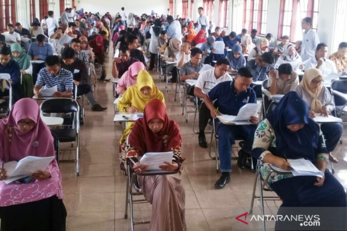 231 calon anggota PPK Solok Selatan ikuti ujian tertulis