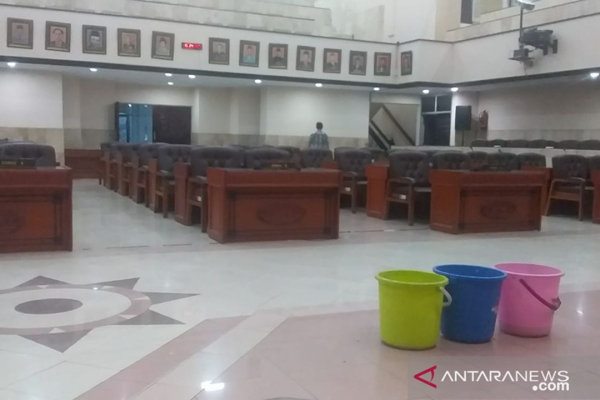 Puluhan kepala puskesmas mangkir dari panggilan Panitia Angket DPRD Jember