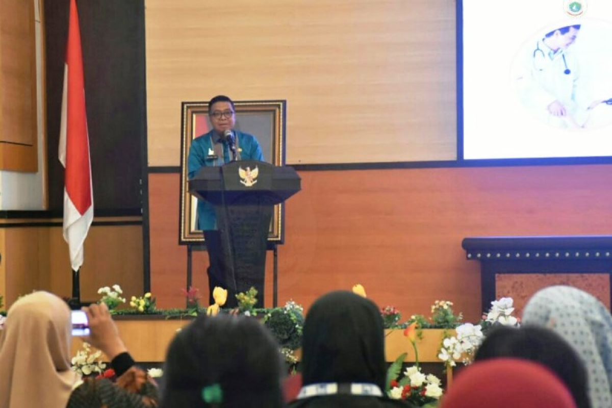 Disnaker Sulbar gelar seminar "Caregiver" untuk lahirkan perawat profesional