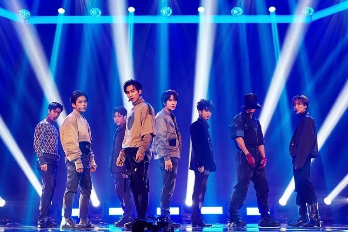 Super Junior donasikan 10 ribu buah masker untuk cegah penyebaran virus corona