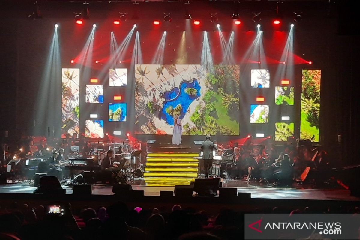 Andien buka konser "tribute" Ivo Nilakreshna