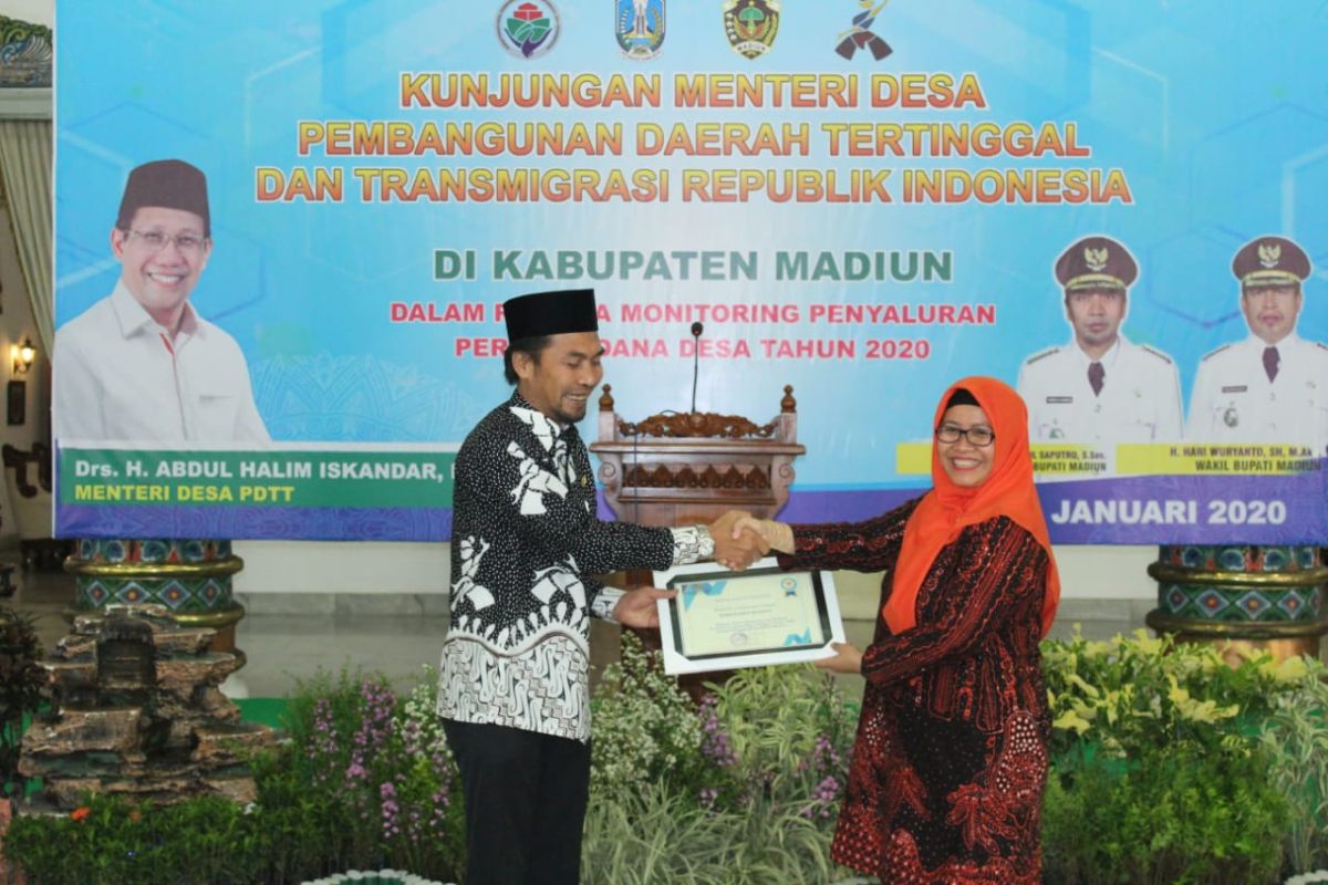 Pemkab Madiun menjadi pemda terbaik dalam penyaluran dana desa