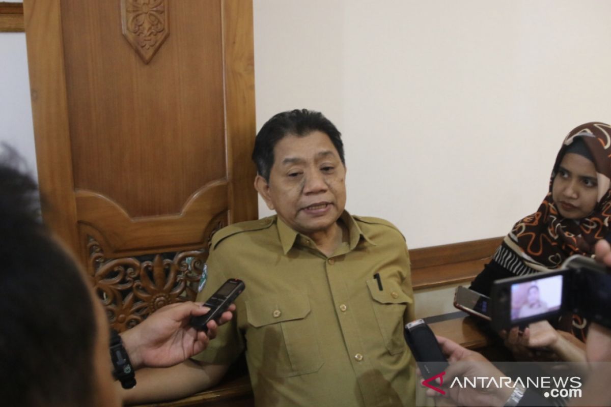 Warga diimbau tidak panik sikapi informasi virus corona