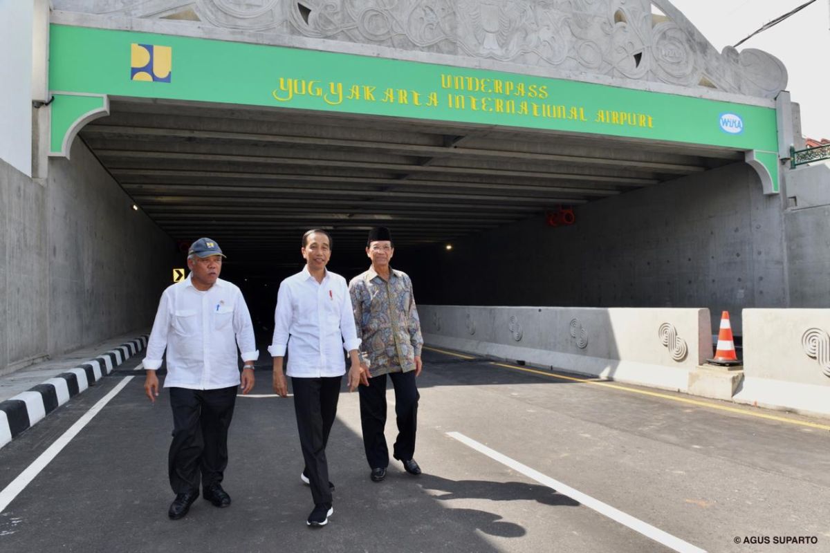 Presiden Jokowi resmikan "underpass" Bandara Internasional Yogyakarta