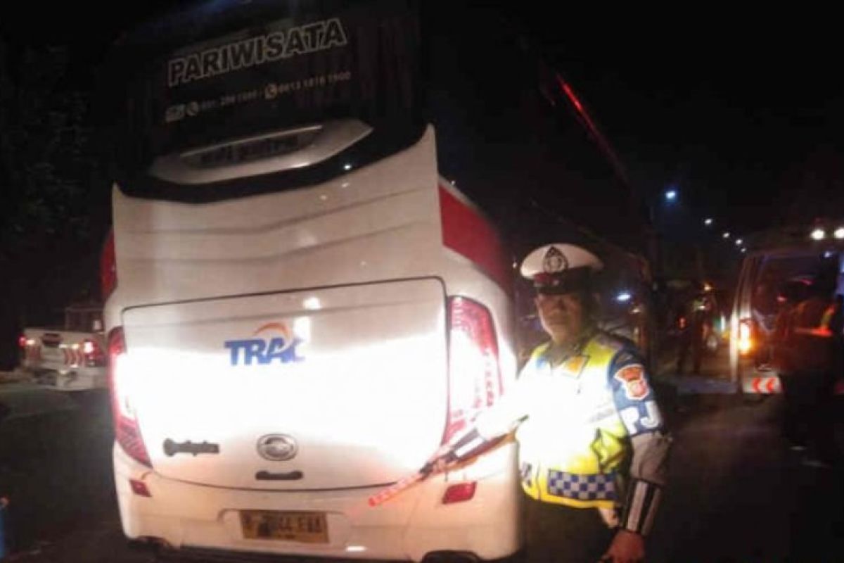 Rombongan kiai kecelakaan di Tol Cipali bukan PWNU Jatim