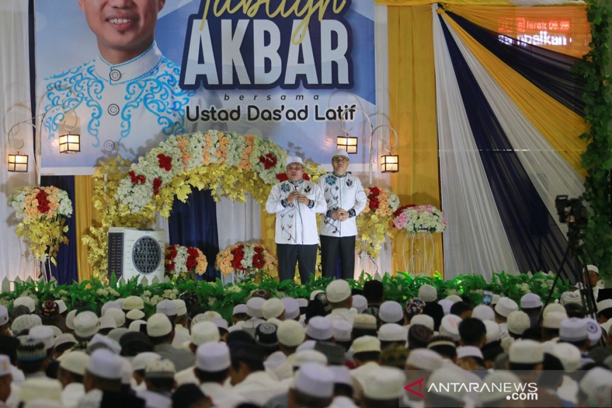 Tabligh akbar ustadz Das'ad Latif