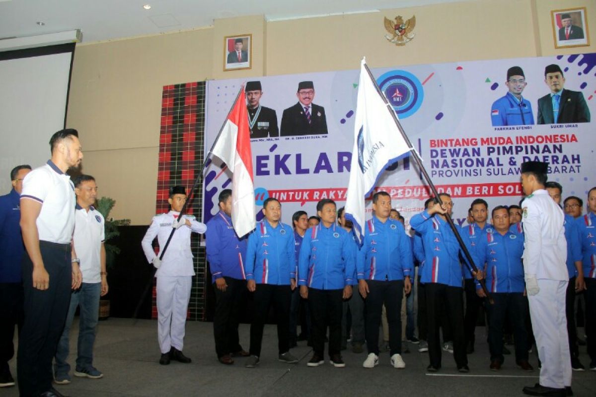 AHY kukuhkan sayap partai Demokrat di Sulbar