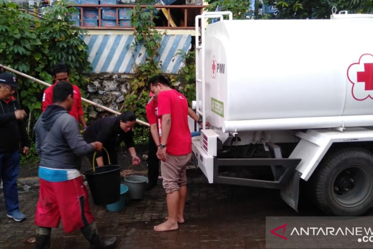 Pertamina bantu elpiji untuk dapur umum di banjir Bondowoso