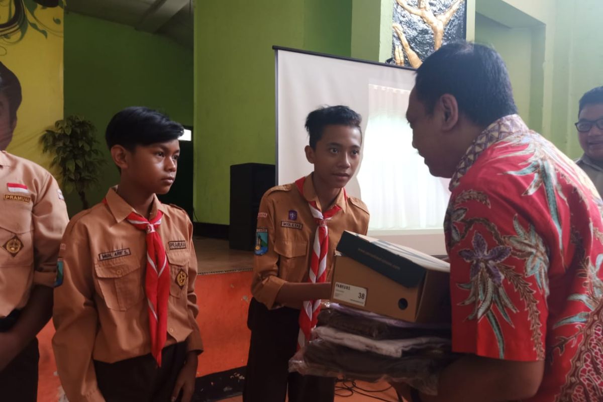 Legislator PDIP sosialisasi Program Indonesia Pintar di SMP Unesa Surabaya