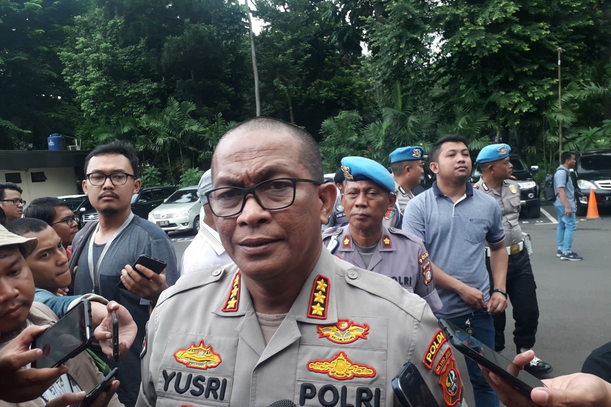 Polisi menetapkan dua tersangka kasus "King of The King" Indonesia Mercusuar Dunia