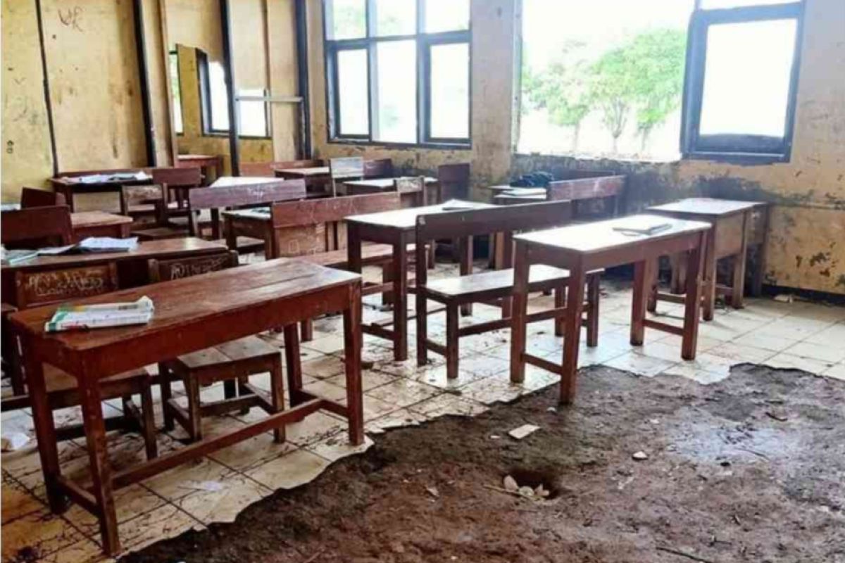Pemkab Bekasi akan perbaiki 300 sekolah dasar tahun ini