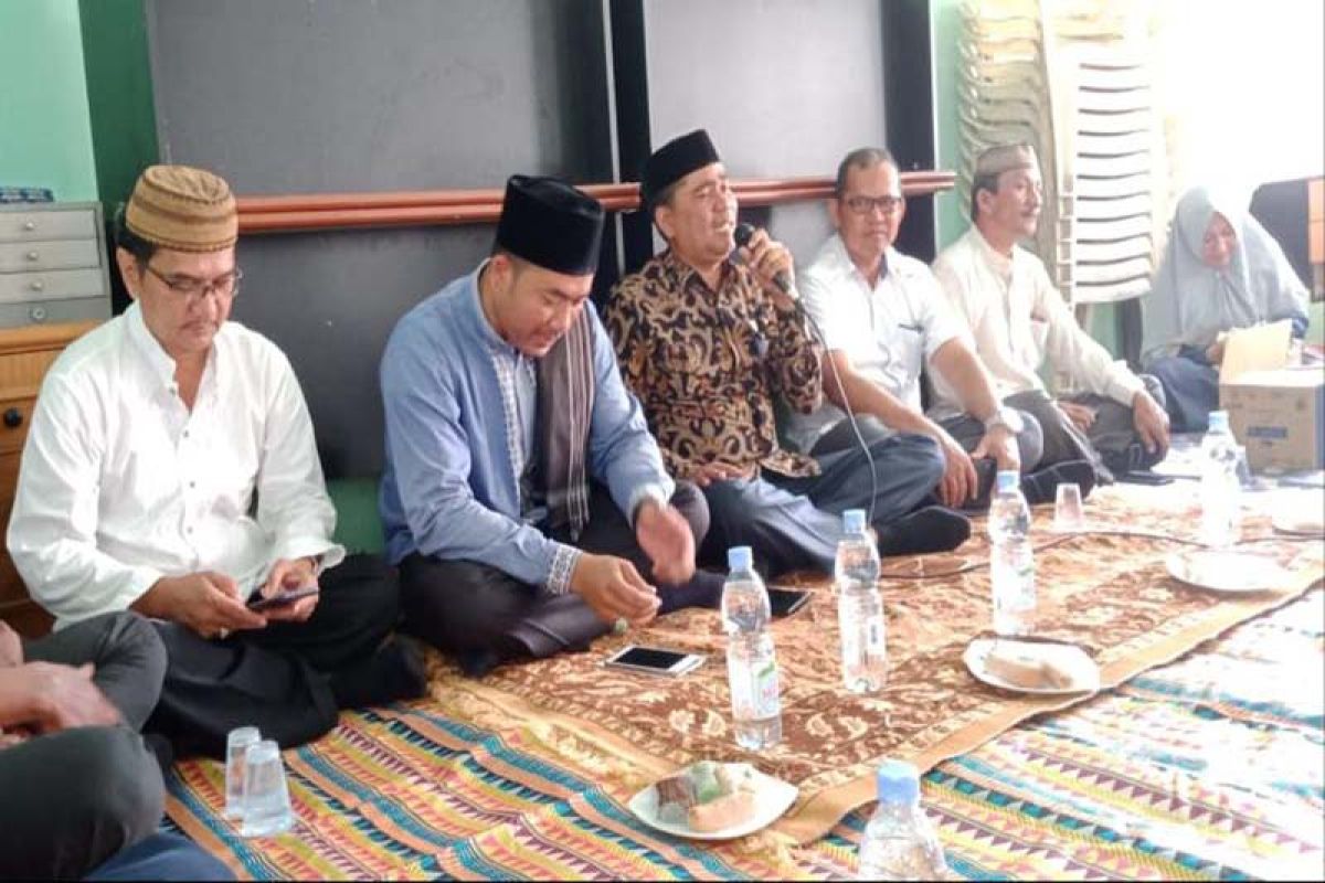 Distan Aceh Utara adakan pengajian rutin bagi pegawai sebulan dua kali