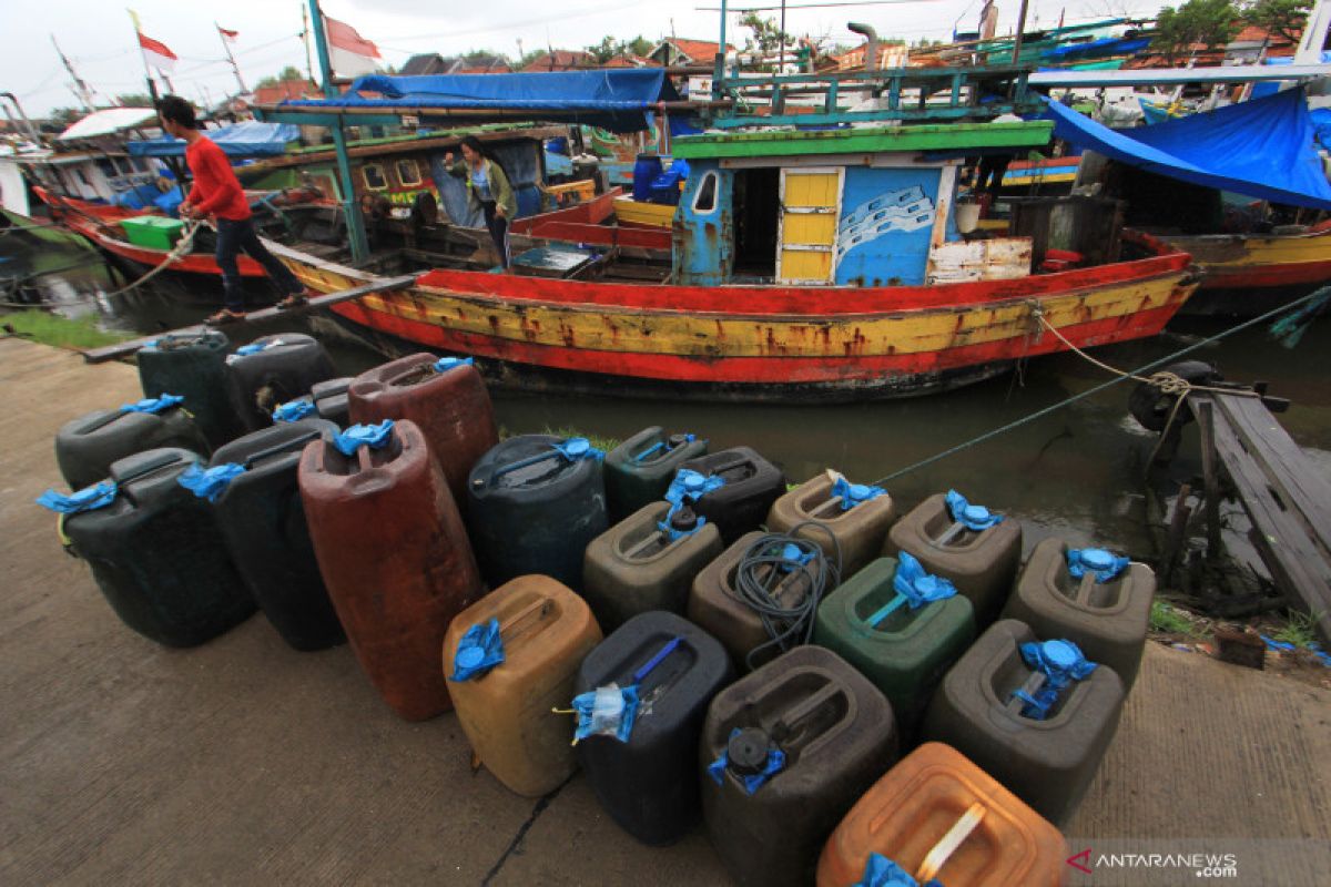 PT Pertamina didorong fokus prioritaskan BBM ke angkutan umum dan nelayan
